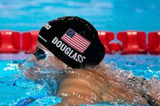 Cinco países ganan medallas de oro en un día reñido del mundial de natación