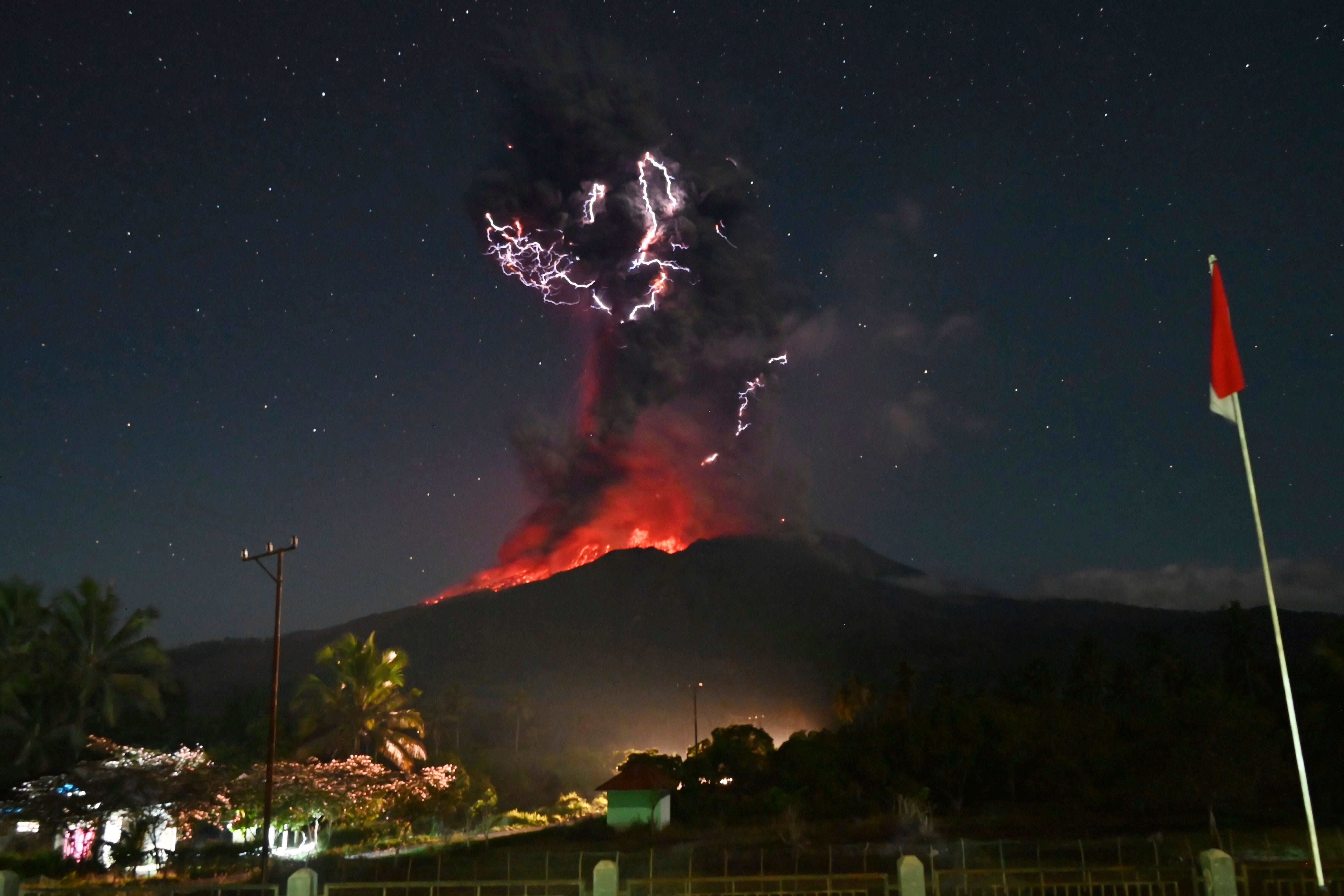 ASI-GEN INDONESIA-VOLCÁN