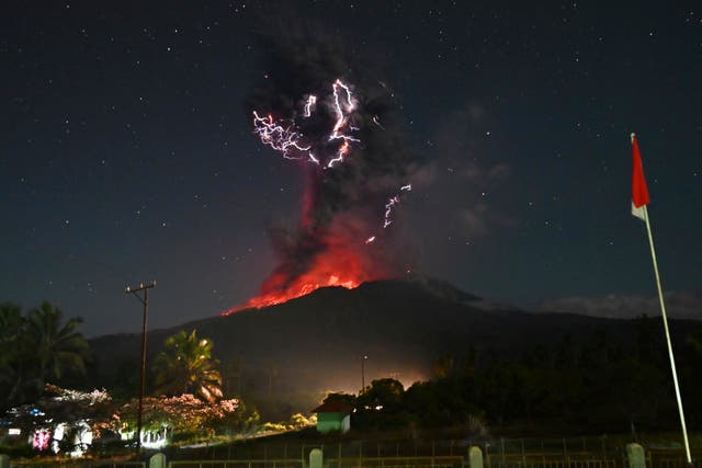 ASI-GEN INDONESIA-VOLCÁN