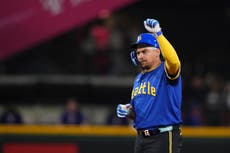 Crawford conecta jonrón de dos carreras en la novena y los Marineros vencen 4-3 a Rangers