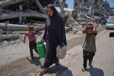 AP Fotos: Un día en la vida de una familia en Gaza en busca de alimentos
