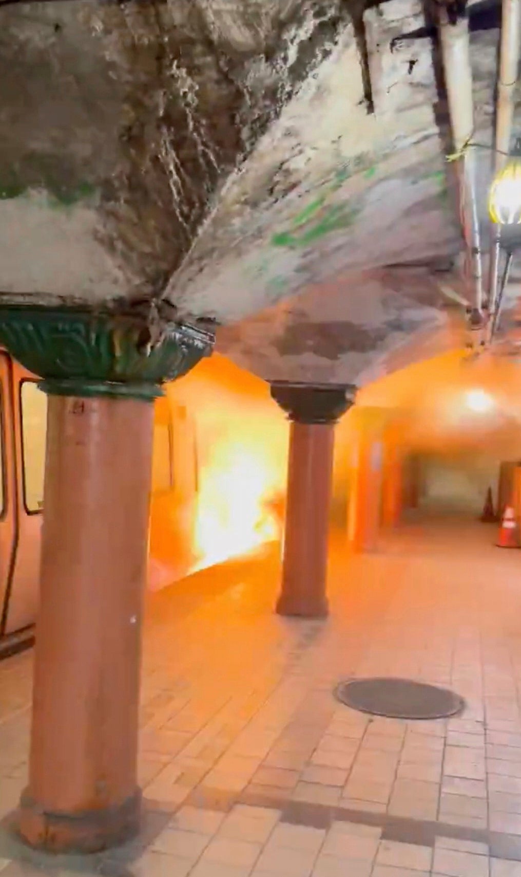 NY-TREN-INCENDIO