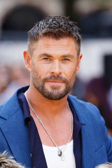 Chris Hemsworth sobre tocar con Ed Sheeran: “Fue una experiencia extracorpórea”