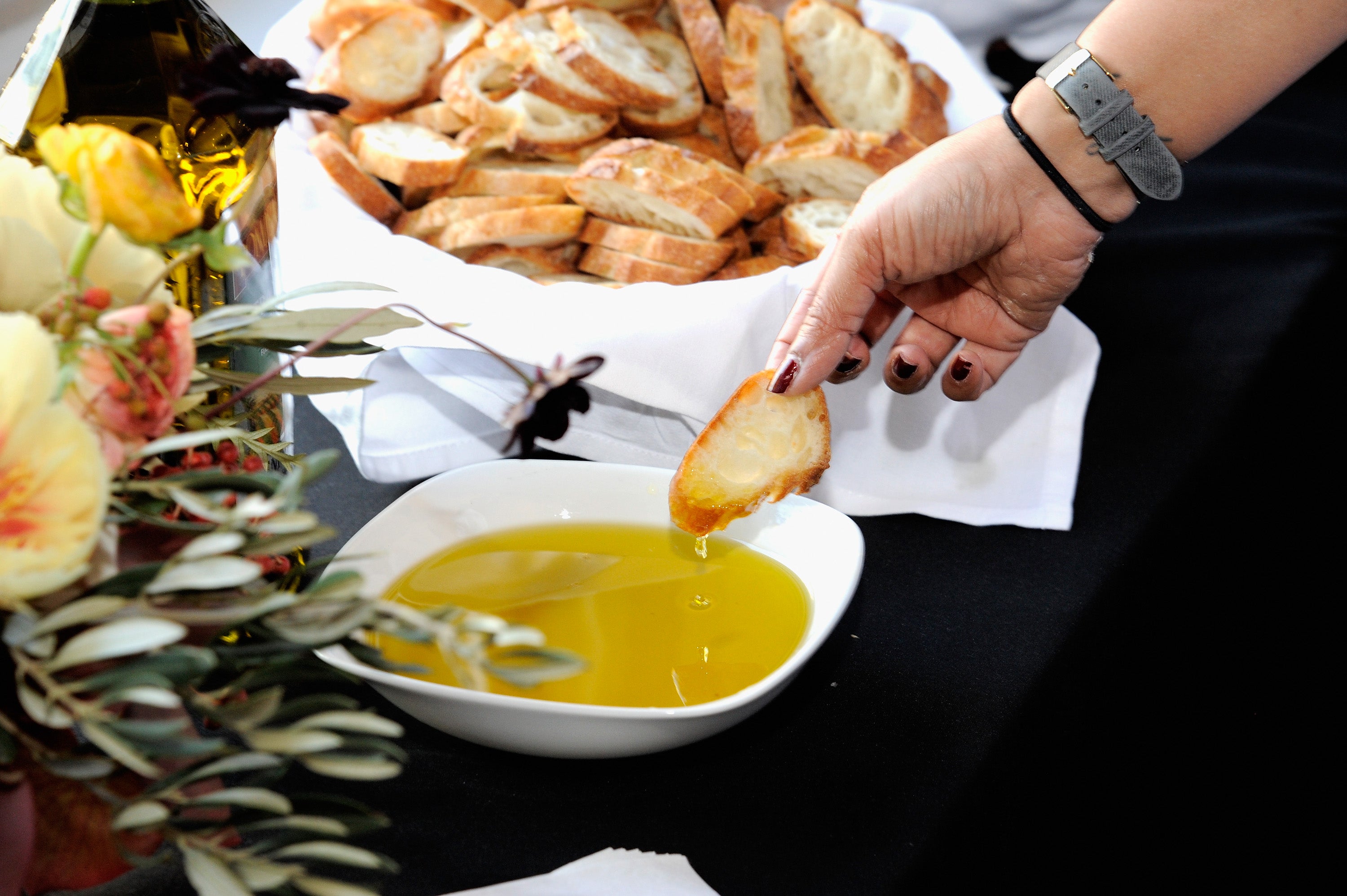 La dieta mediterránea ha sido considerada durante mucho tiempo por los médicos como la dieta que hay que seguir para mantenerse sano. La mayoría de los alimentos recomendados en esta dieta tienen algo en común