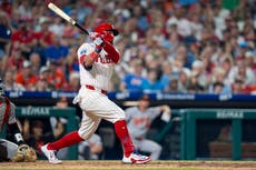 Con jonrón de dos carreras y grand slam, Schwarber impulsa victoria 13-3 de Filis ante Orioles