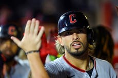 Alonso se acerca al récord de Strawberry, pero Mets caen ante Guardianes