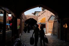 Irán ordena cerrar negocios y oficinas por un día para aliviar red eléctrica en plena ola de calor