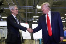 Trump destacará planes de Apple de invertir más en EEUU, elevando el total a $600.000 millones