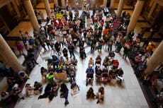 Vicepresidente visita Indiana cuando Trump presiona a estados republicanos para redefinir distritos