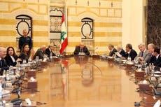 Ministros chiíes libaneses abandonan reunión del gabinete por plan de desarme de Hezbollah