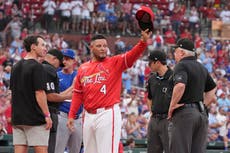 Ex receptor estelar Yadier Molina regresa al banquillo de los Cardenales como coach temporal