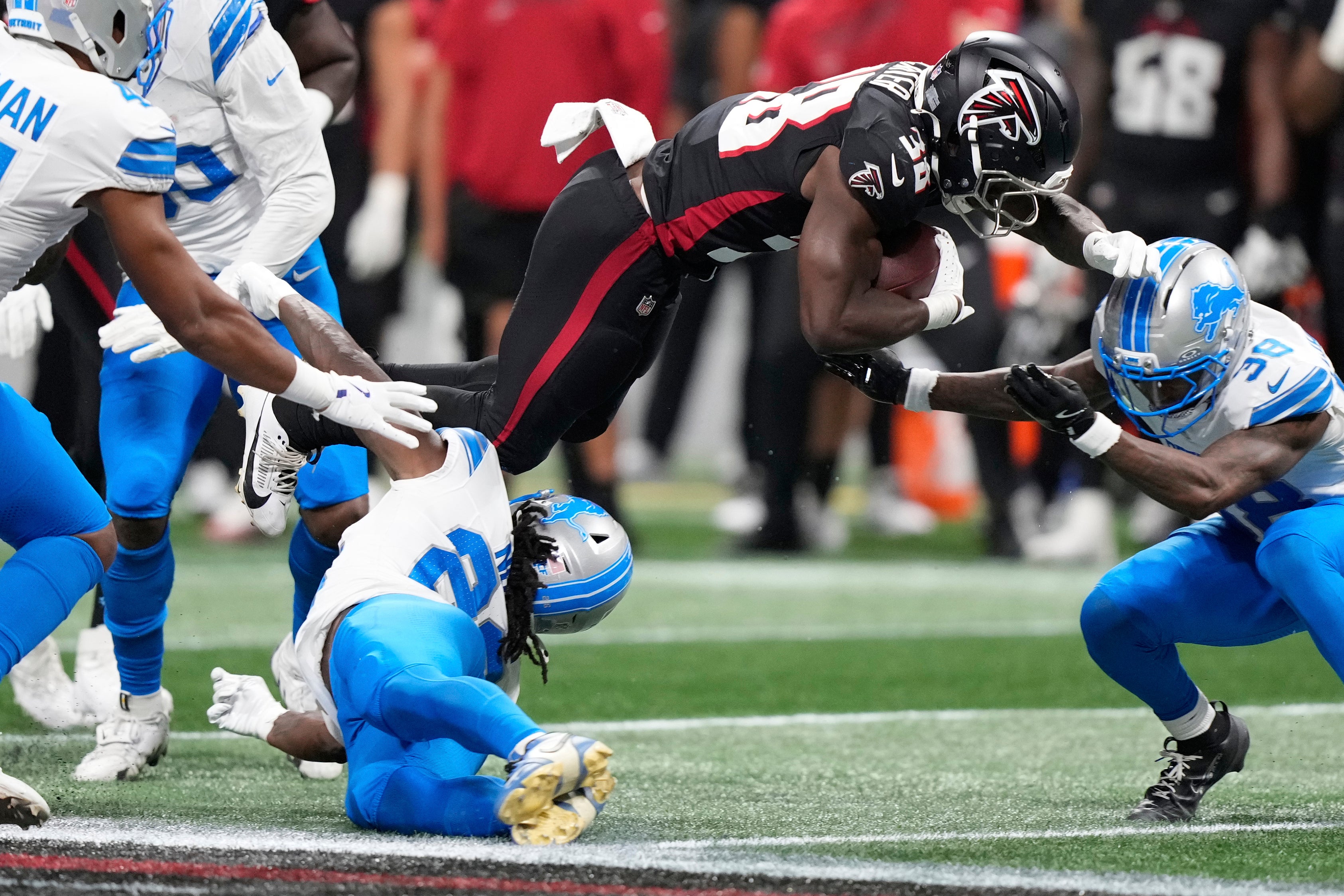 LIONS-FALCONS