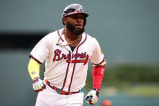 Bravos conectan tres jonrones y vencen 7-1 a Marlins en fin de semana histórico para Pawol