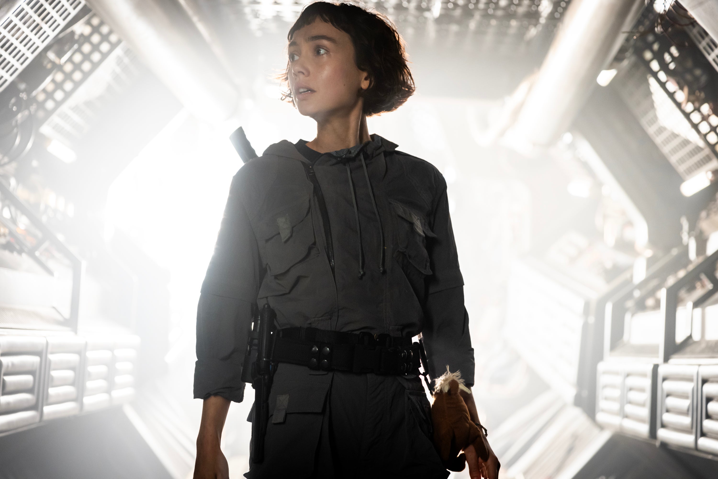 La levedad del ser: Sydney Chandler como una humana sintética en ‘Alien: Planeta Tierra’