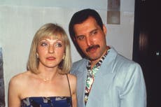 Amiga más íntima de Freddie Mercury duda que el cantante tuviera una “hija secreta”