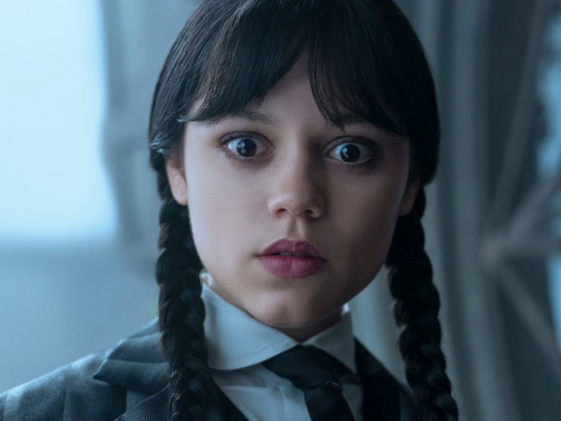Jenna Ortega desmiente teoría de los fans sobre ‘Merlina’