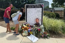 Tirador del CDC en Atlanta murió por herida de bala autoinfligida