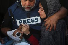 Los 184 periodistas palestinos muertos en la guerra de Gaza también enfrentaron hambre y dolor