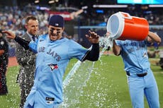 Azulejos llegan a 70 victorias en la temporada al superar 5-1 a Cachorros