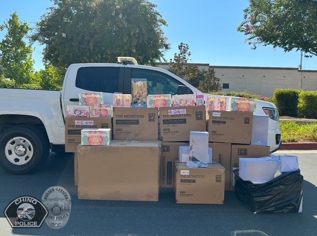 Los investigadores recuperaron 14 cajas con mercancía robada y hallaron pruebas de que los implicados planeaban revender y enviar los muñecos a diferentes partes del país