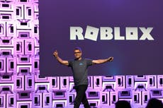Exigen renuncia del CEO de Roblox por carta contra un “cazador de depredadores”