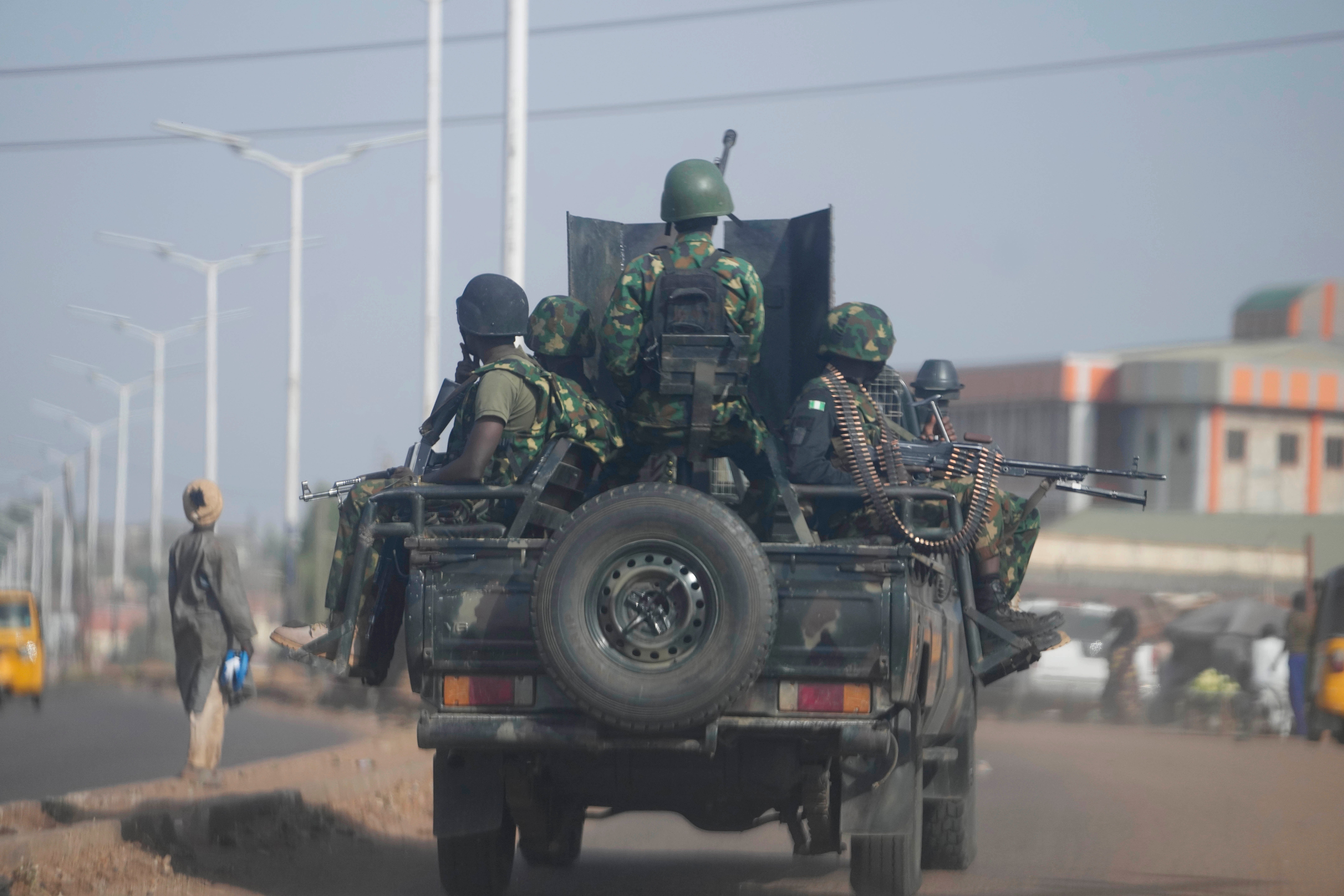 NIGERIA ARMAS