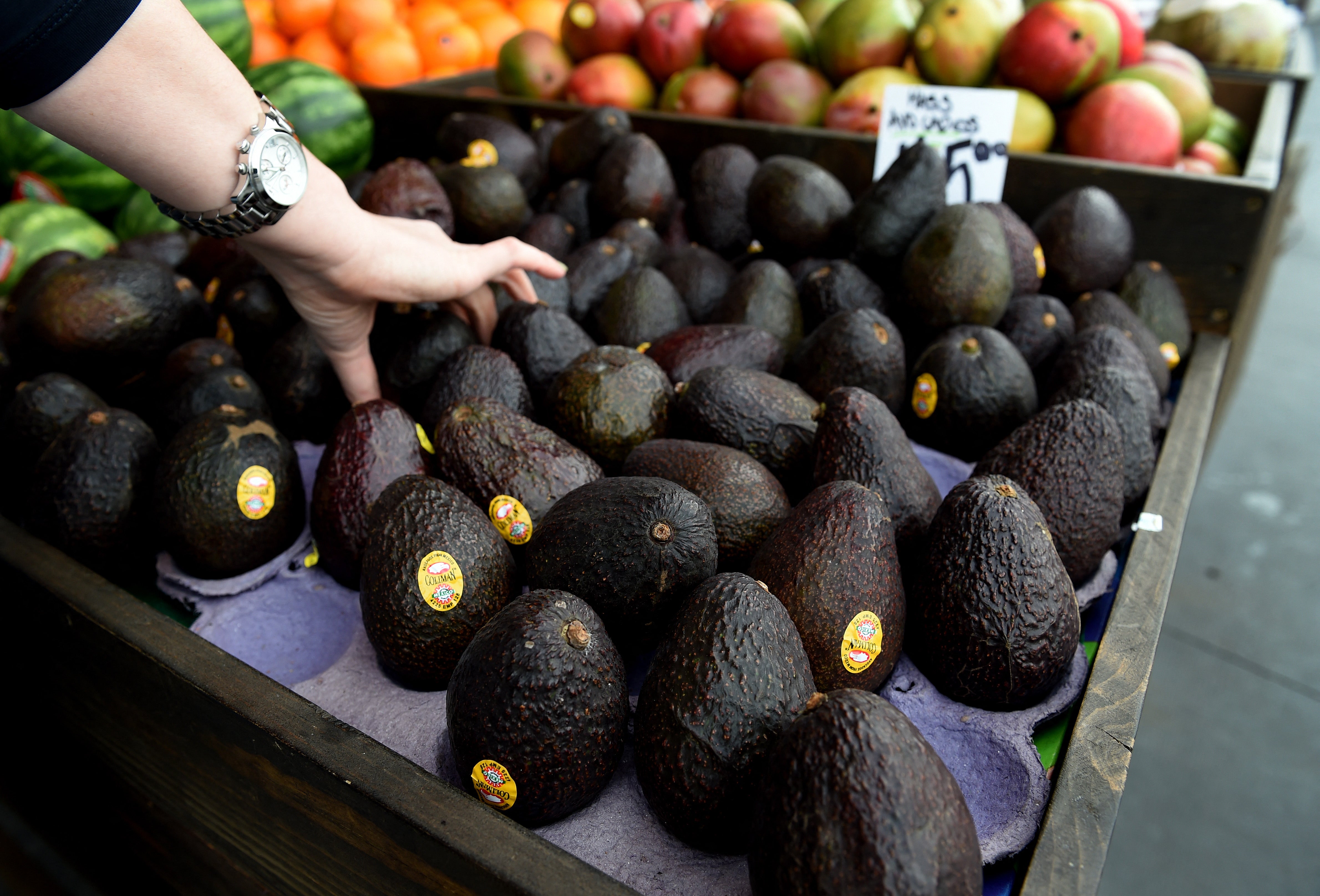 Los aguacates están llenos de nutrientes que ayudan a fortalecer la salud del corazón, afirman investigadores