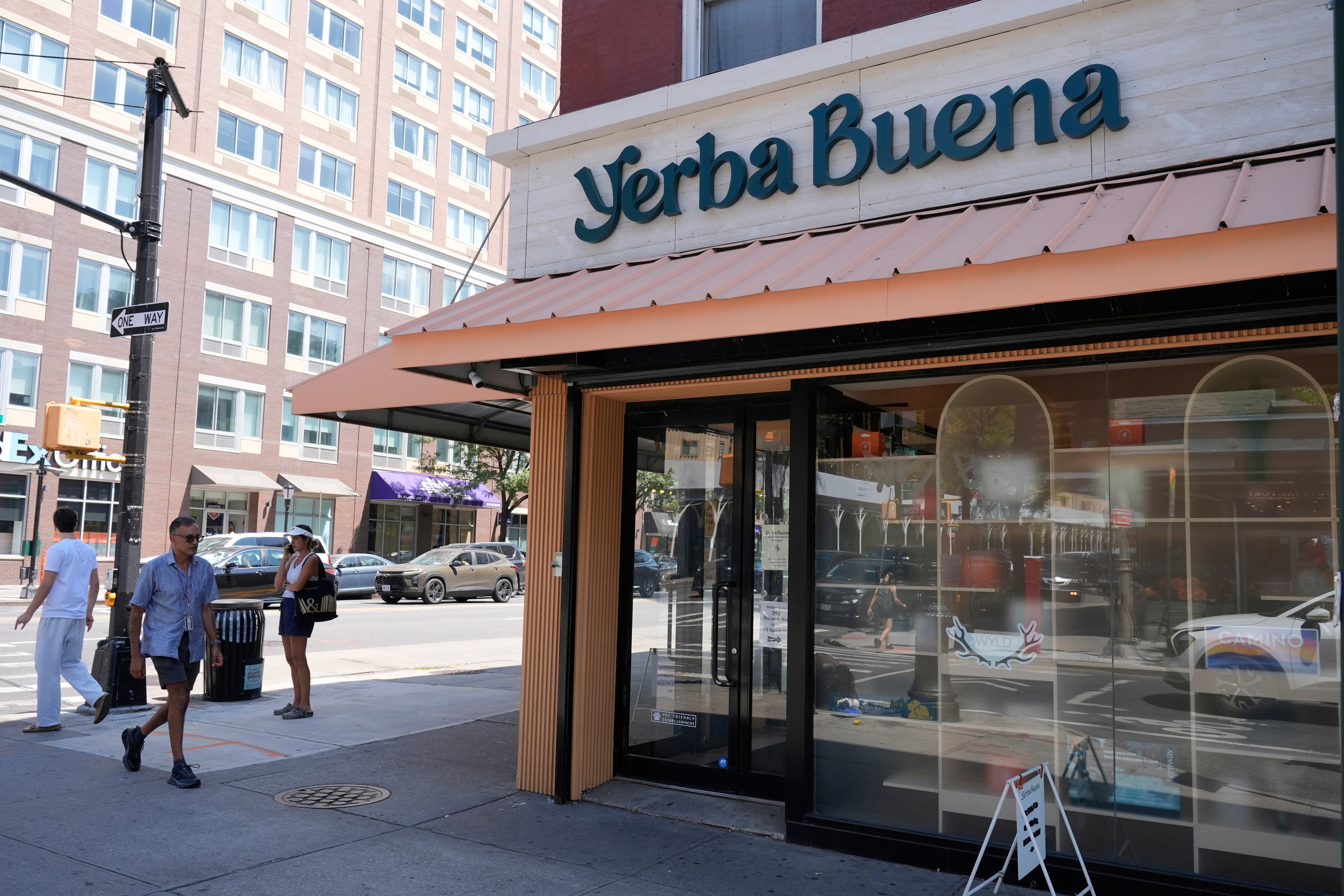 NUEVA YORK-TIENDAS DE CANNABIS
