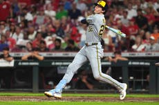 Yelich conecta 2 vuelacercas y los líderes Cerveceros se imponen 10-8 a Rojos