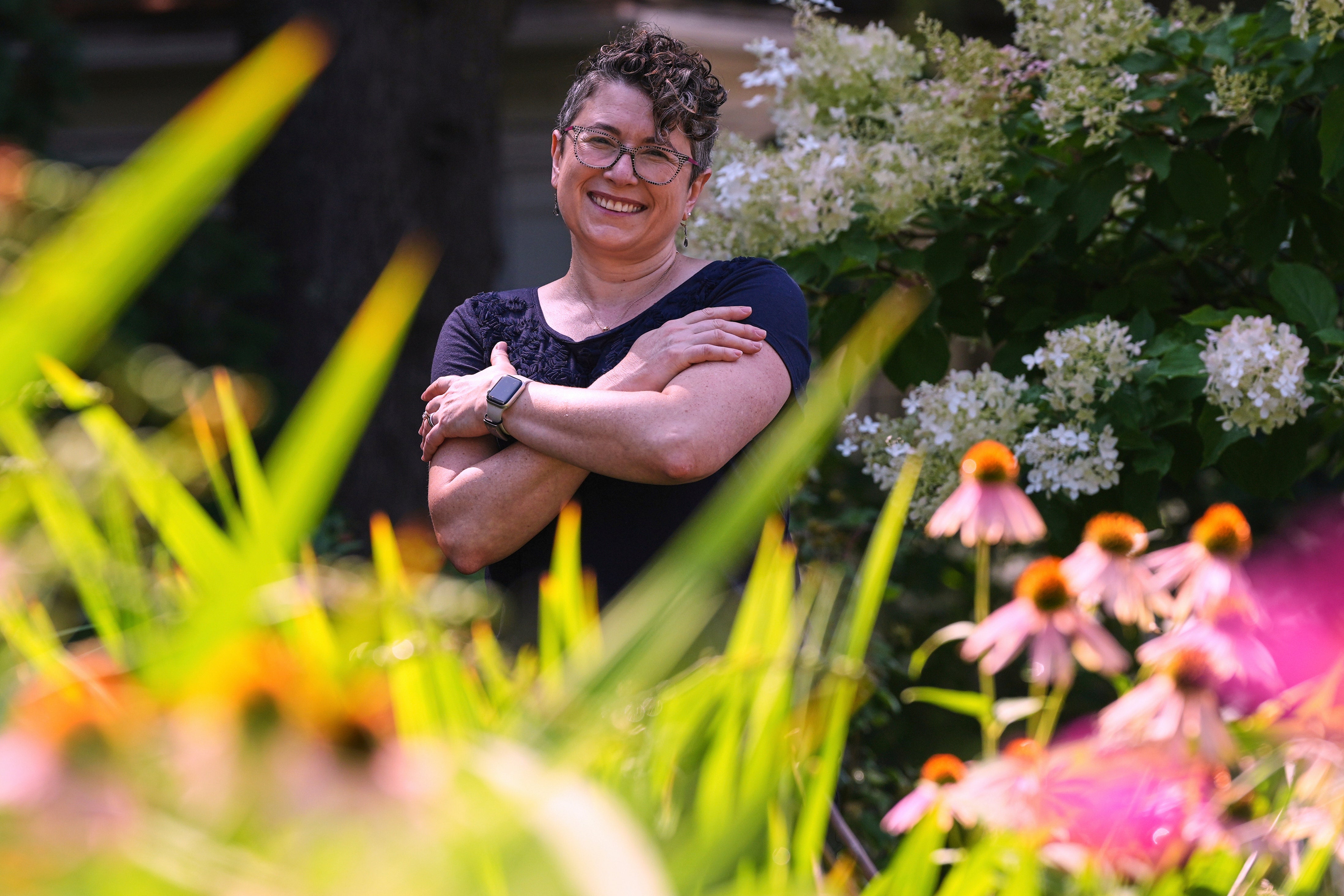 Estos padres desafían la tradición para apoyar a sus hijos trans en comunidades judías ortodoxas