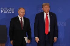 Claves de la reunión Trump-Putin: sin acuerdos, sin preguntas y mucha pompa