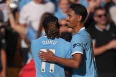 Nuevos fichajes brillan en la victoria inaugural del Man City y Richarlison destaca con el Tottenham