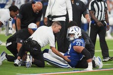 Blake Freeland, liniero ofensivo de Colts, se fractura pierna derecha en partido ante Packers.