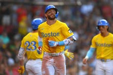 Trevor Story conecta un jonrón de tres carreras y Medias Rojas vencen 7-5 a Marlins