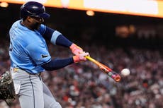 Rays remontan y superan 2-1 a Gigantes, para arruinar sólida apertura de Verlander