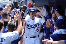 Jonrón de Betts impulsa a Dodgers 5-4 sobre Padres ampliando ventaja en la NL Oeste