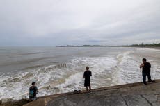 El huracán Erin, más fuerte y grande, generará oleaje peligroso en la costa de EEUU