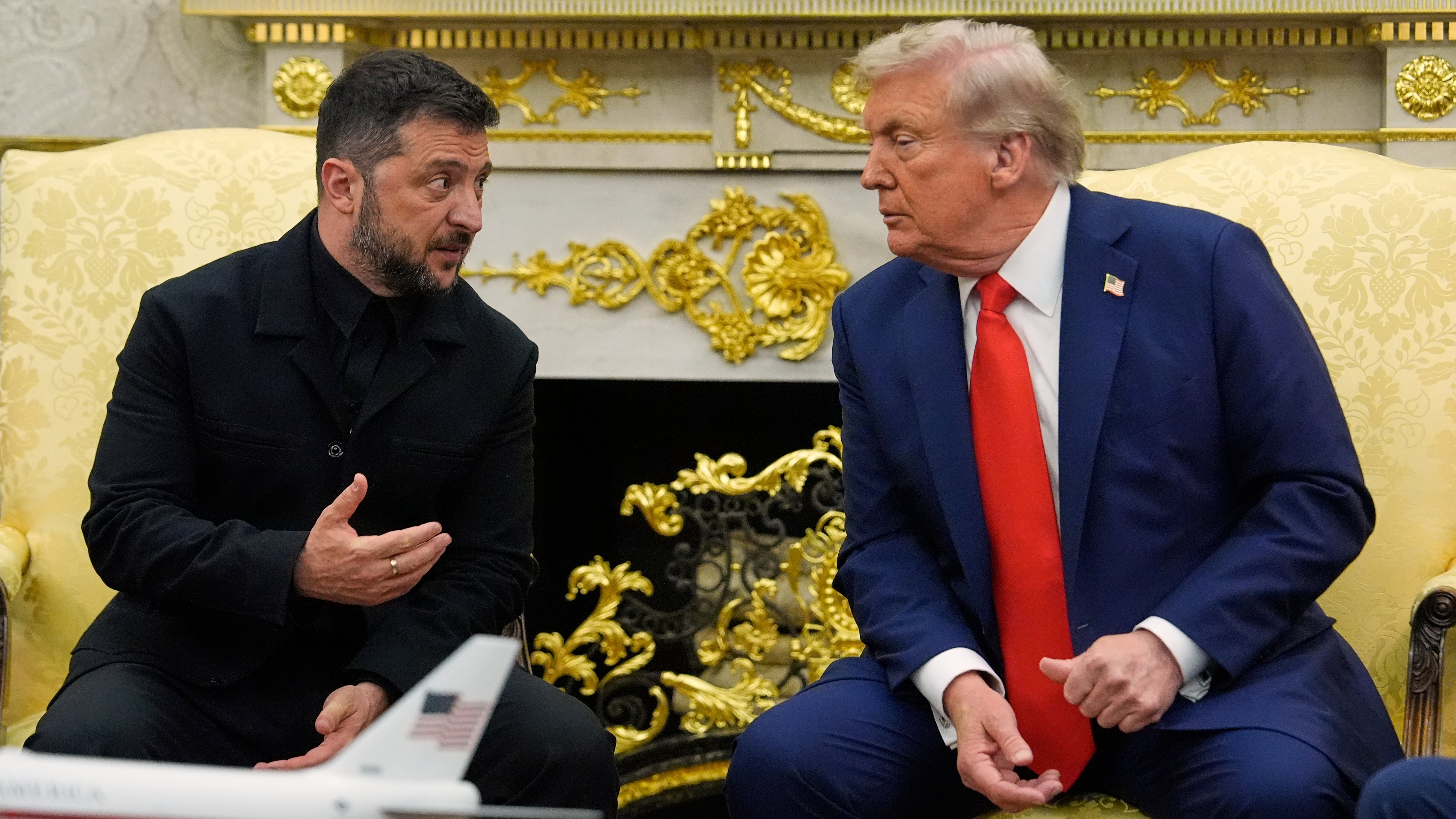 El presidente Donald Trump y su homólogo ucraniano, Volodymyr Zelensky, conversaron en el Despacho Oval en marzo