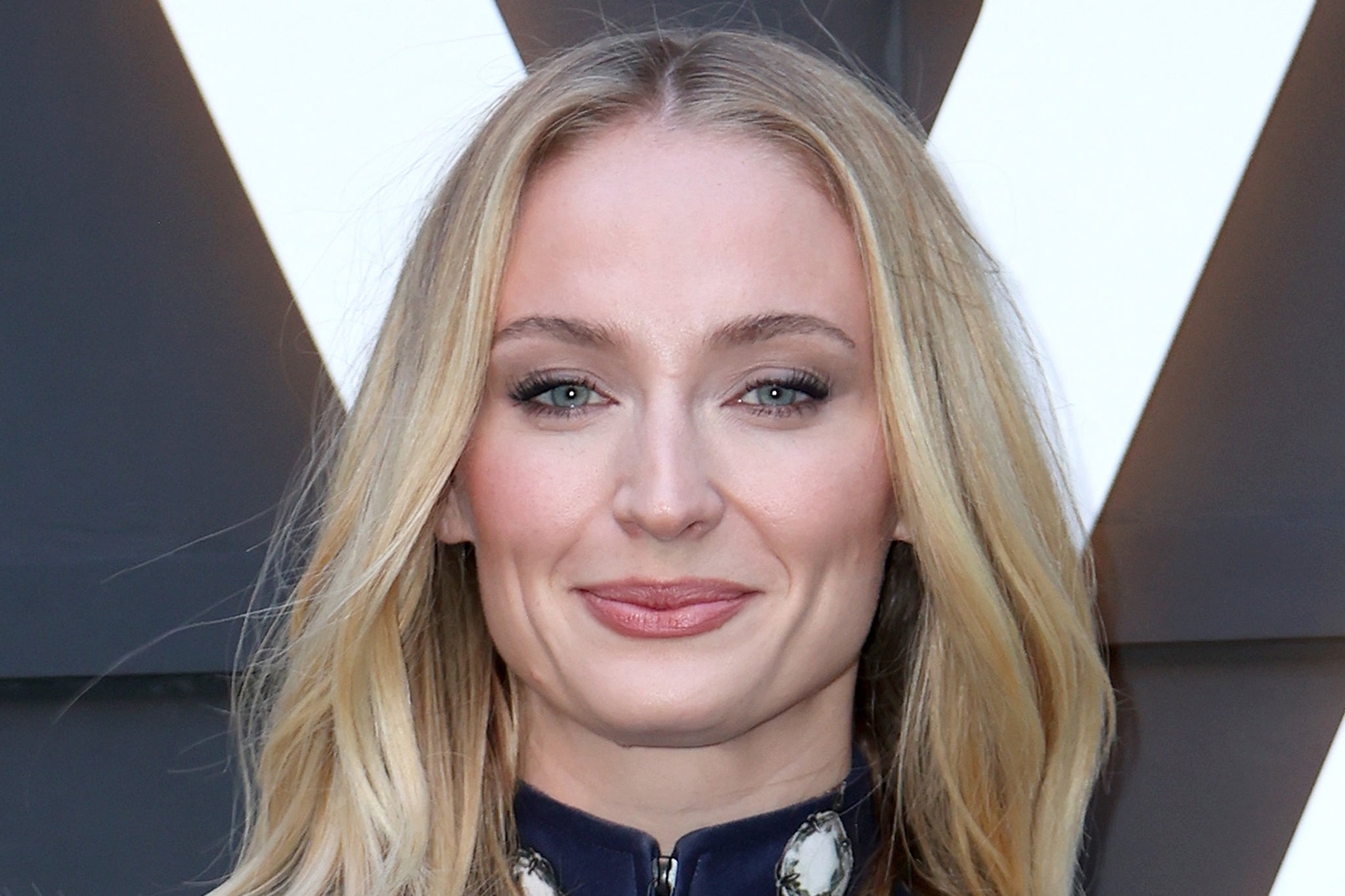 Se revela la impactante primera imagen de Sophie Turner como Lara Croft