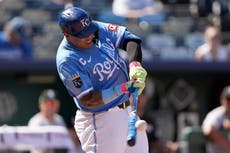 Salvador Pérez queda fuera por enfermedad en el inicio de la serie de Reales contra Rangers