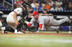 Cardenales rompen racha de cinco derrotas con victoria 8-3 sobre Marlins