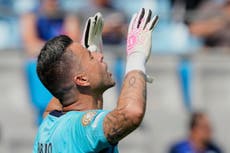 Fluminense afirma que el portero Fabio superó el récord de Peter Shilton de más partidos jugados