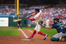 Filis aplastan 11-2 a Marineros para completar barrida en serie de tres juegos