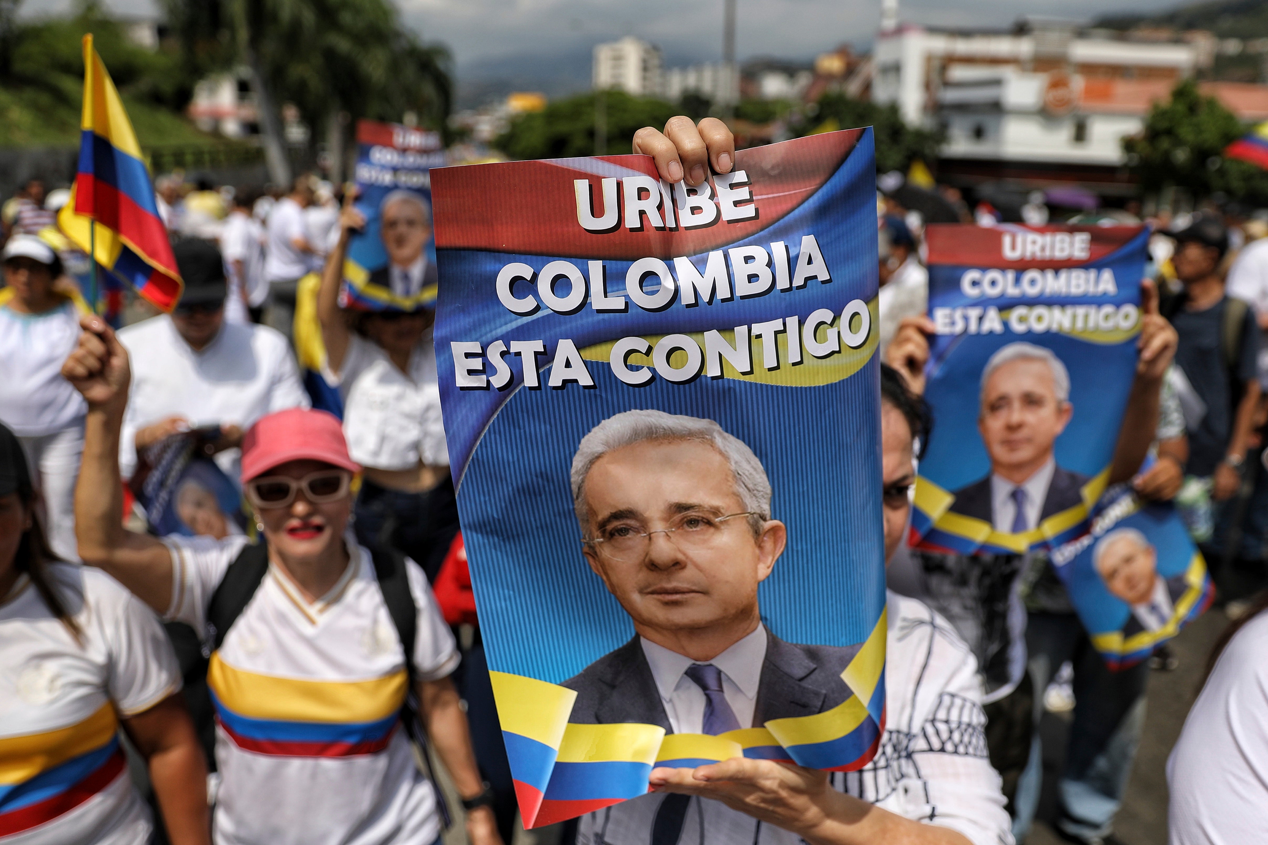 COLOMBIA-EXPRESIDENTE URIBE