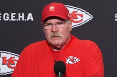 Disparan bala en oficina de Andy Reid, entrenador de los Chiefs mientras estaba allí, según prensa