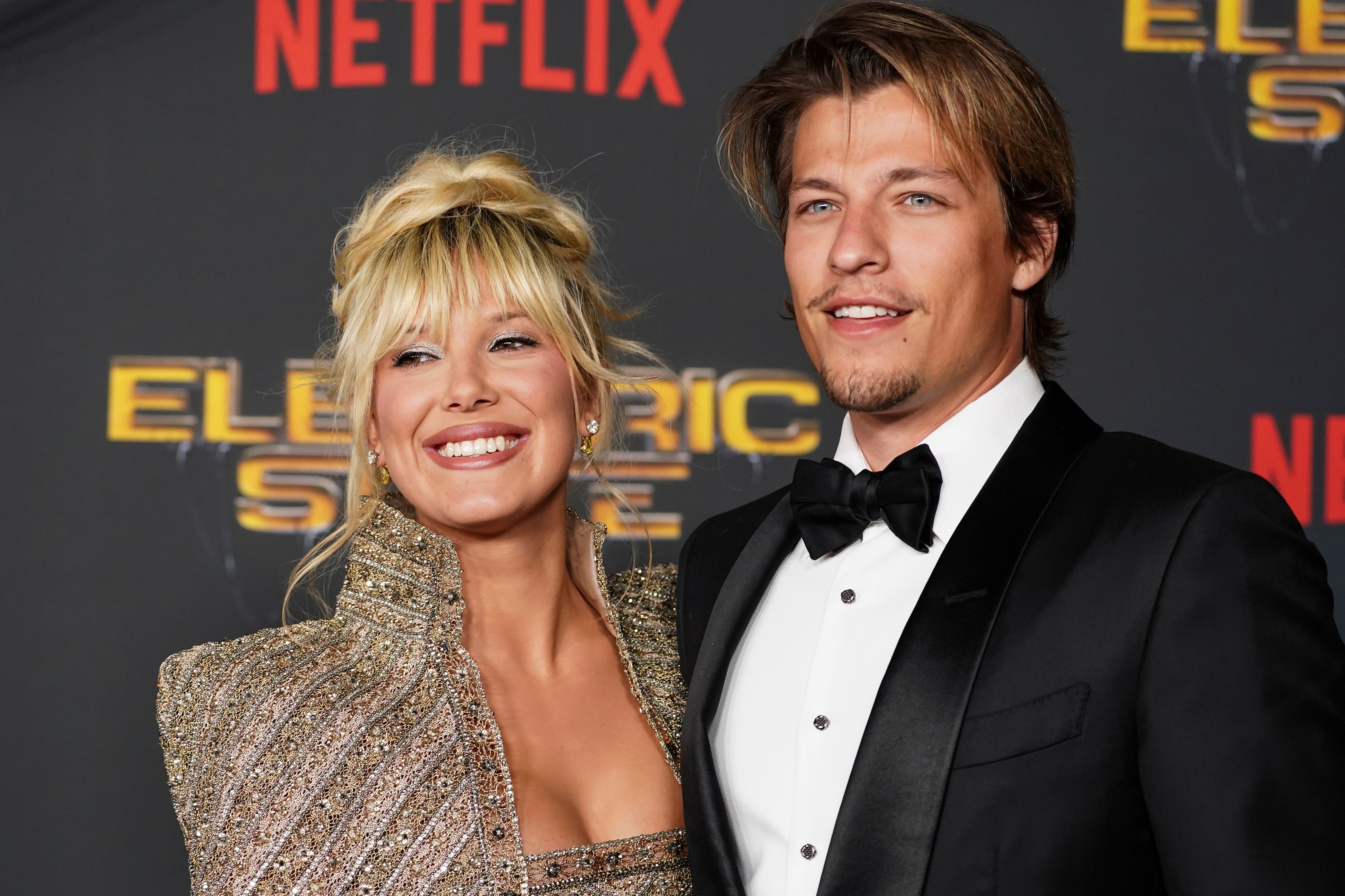 Millie Bobby Brown y Jake Bongiovi adoptan un bebé