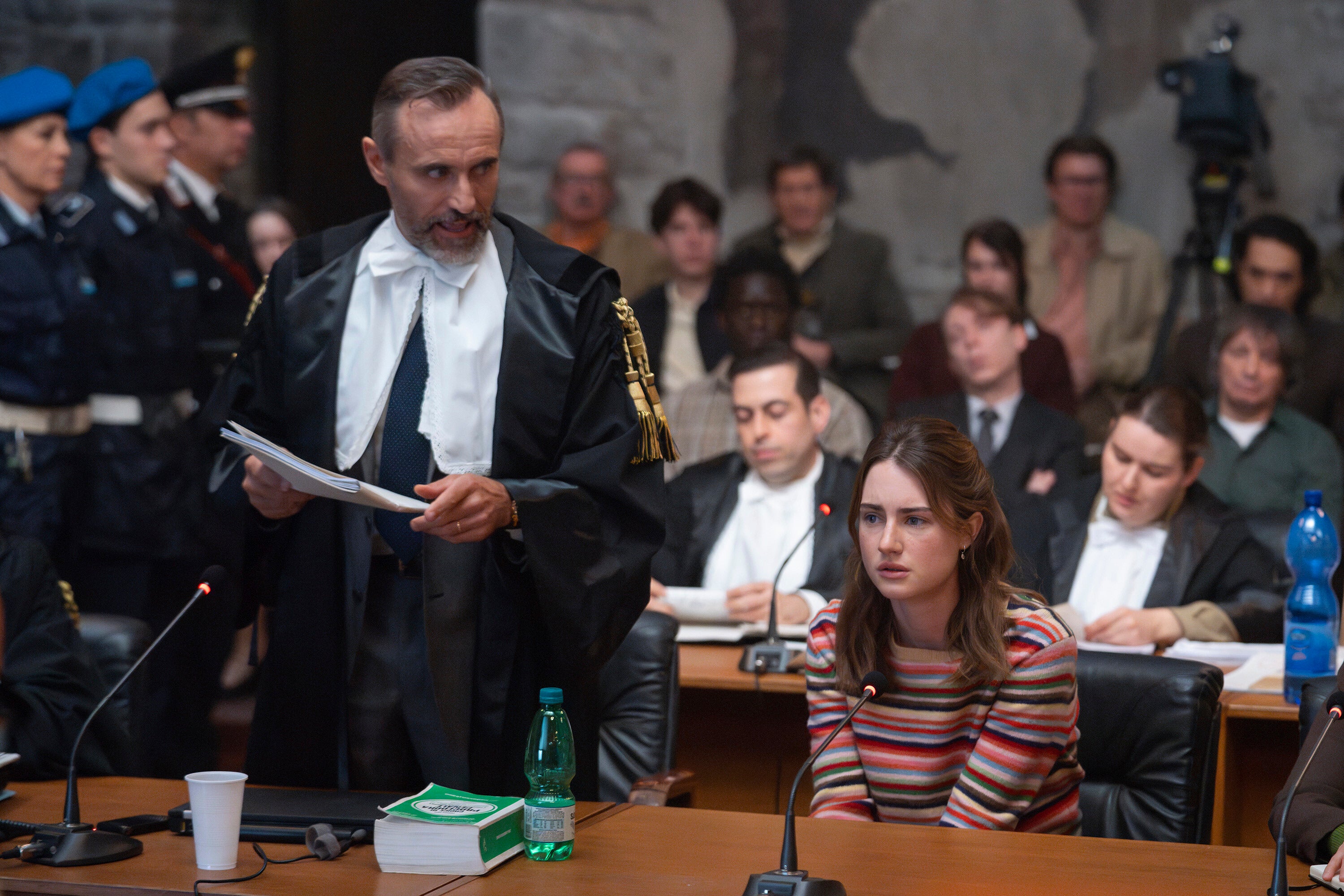 THE TWISTED TALE OF AMANDA KNOX