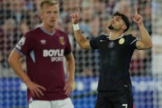 Chelsea aplasta al West Ham en la Liga Premier sin el lesionado Palmer