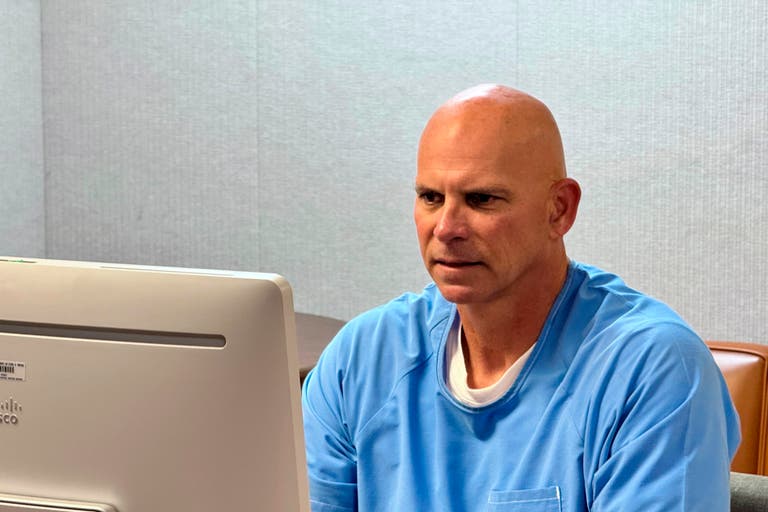 HERMANOS_MENENDEZ_65682