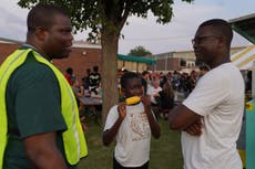 Migrantes en Iowa trazan retratos distintos en la cuna del cuadro "Gótico estadounidense"